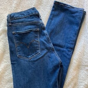 Levi’s 724 Jeans